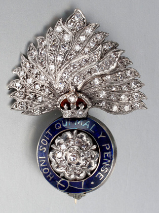 Royal Fusiliers City of London Regiment Diamond, Platinum, Gold and Enamel Sweetheart Brooch