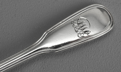 Victorian Silver Fiddle & Thread Pattern Teaspoons - Chawner & Co