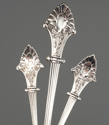 Gorham Sterling Silver Louis XIV Pickle Knife & Master Salt Spoons (Pair)