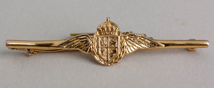 Royal South African Air Force Gold Sweetheart brooch - WW II
