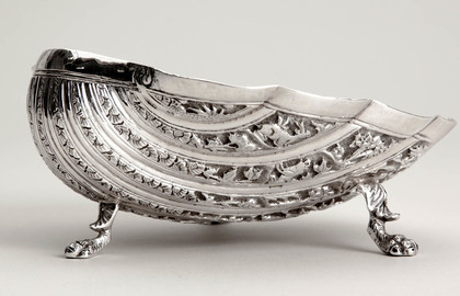Antique Indian Raj Period Silver Scallop Shell Dish