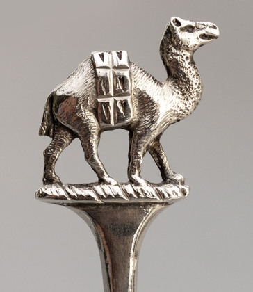 Victorian Silver Worshipful Company of Grocers Caddy Spoon - Spice Laden Camel, Mappin & Webb 