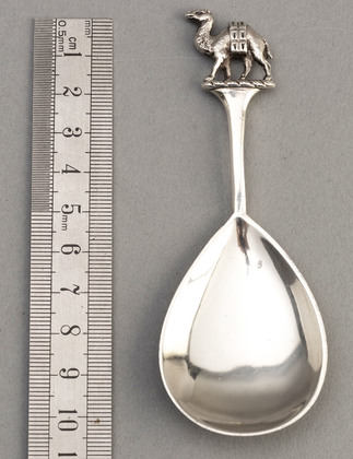 Victorian Silver Worshipful Company of Grocers Caddy Spoon - Spice Laden Camel, Mappin & Webb 