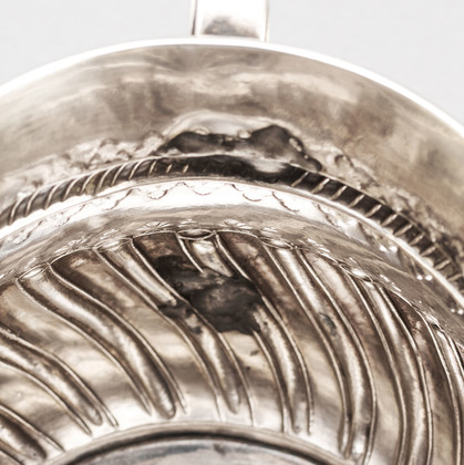Early Georgian Silver Porringer - Portcullis Chained Crest, Porter or Beaufort Somerset Family